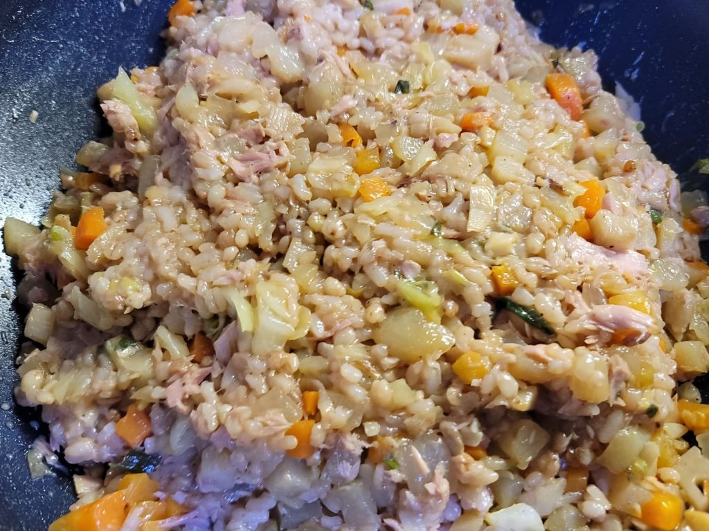참치야채볶음밥 레시피 야채볶음밥 간단요리 참치캔요리 만드는방법_10