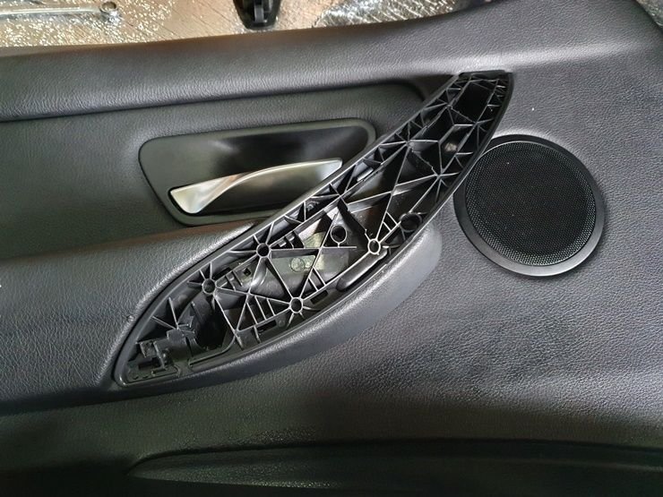 BMW F30 320D 도어손잡이 도어핸들 교체방법_2